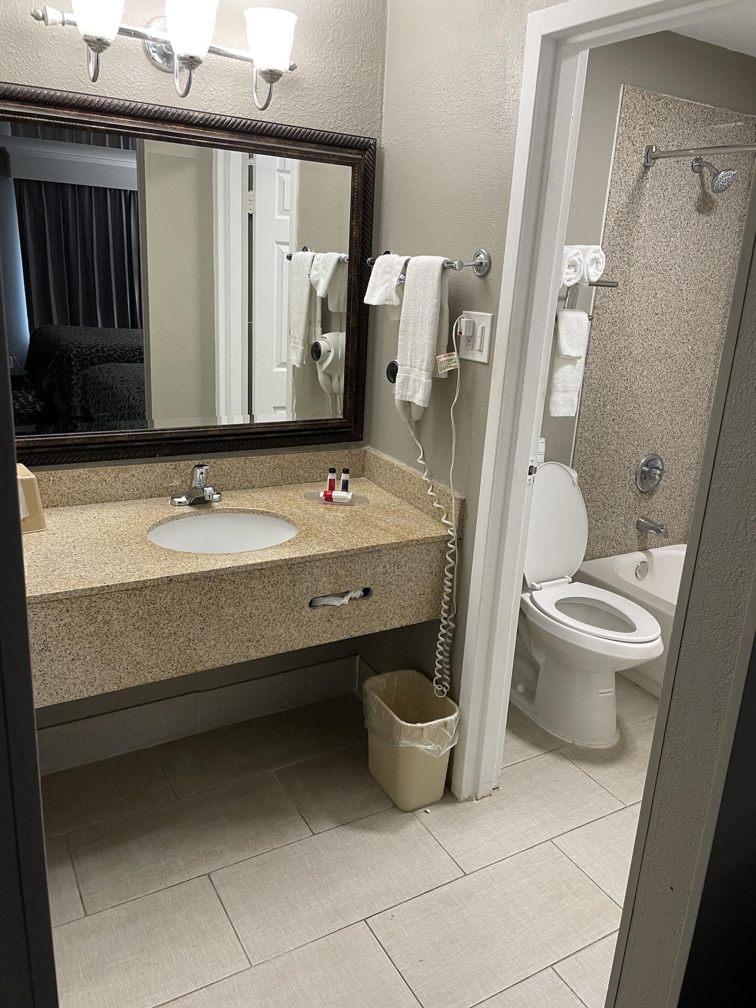 Days Inn & Suites By Wyndham Collierville Germantown Area Exterior foto