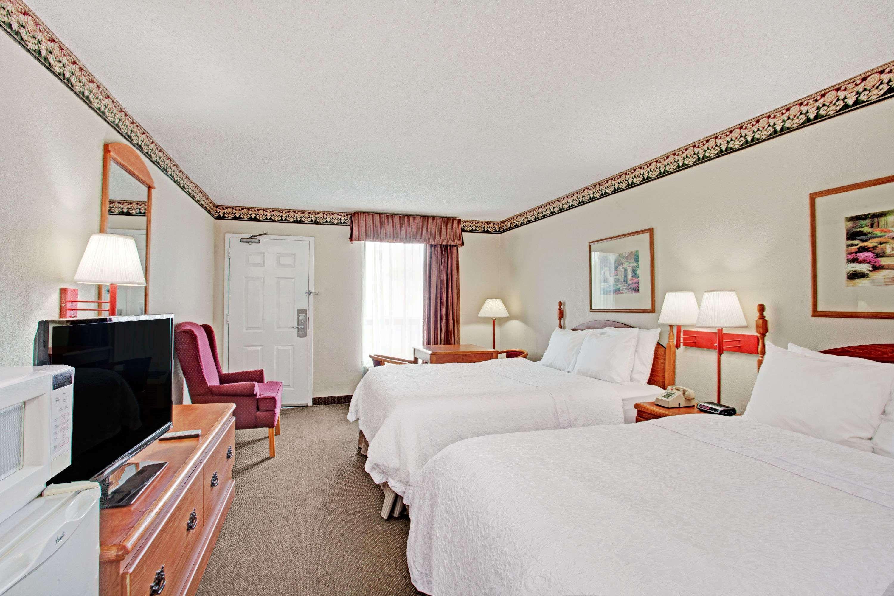 Days Inn & Suites By Wyndham Collierville Germantown Area Exterior foto